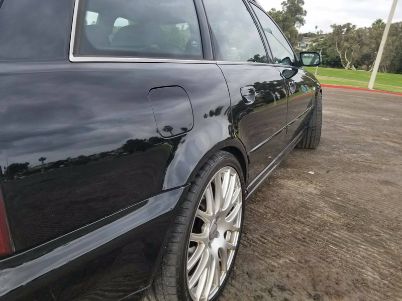 Illustration for article titled For $6,500, Might This 2001.5 Audi S4 Have You Circling Your Wagons?